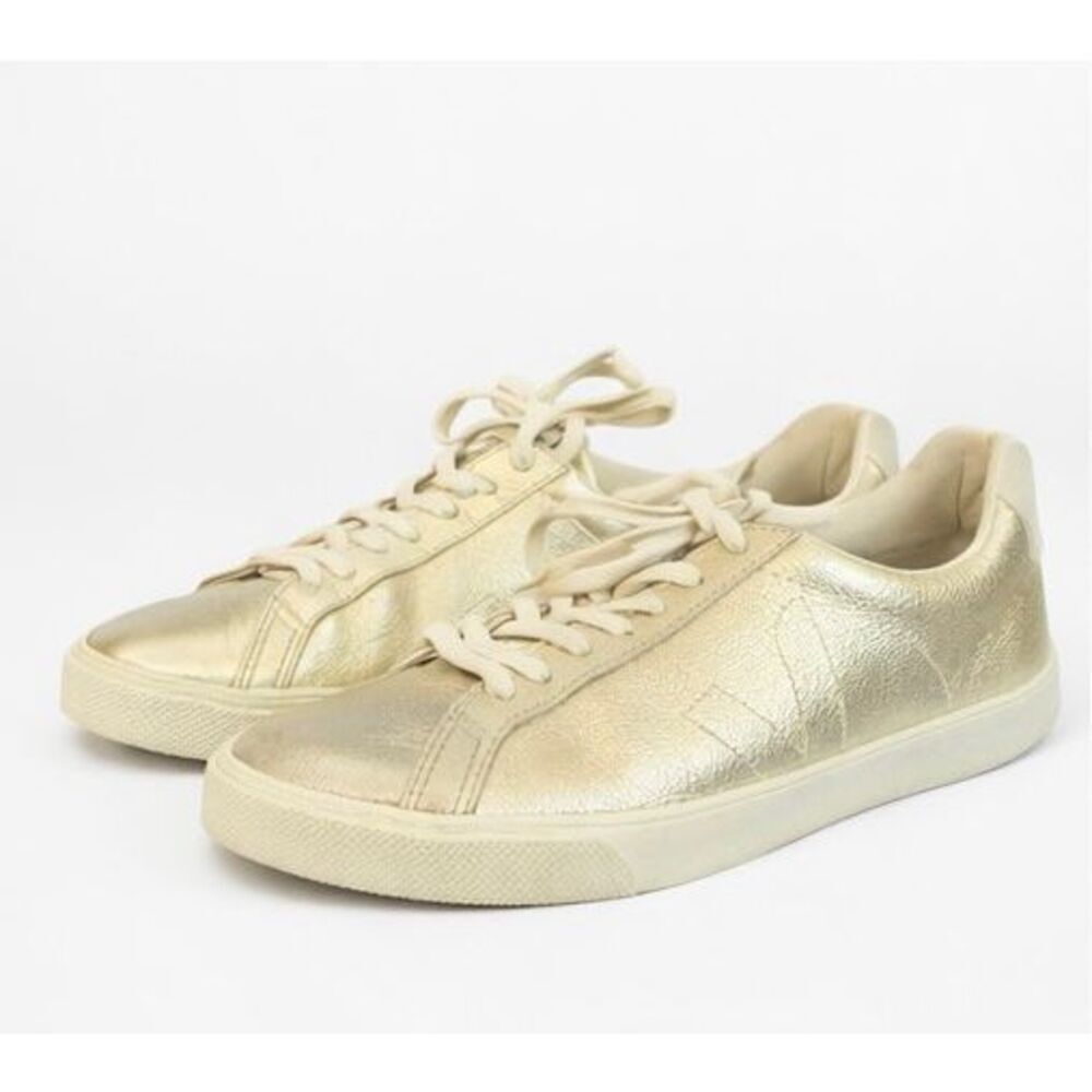 Veja esplar gold leather fashion sneaker size 6